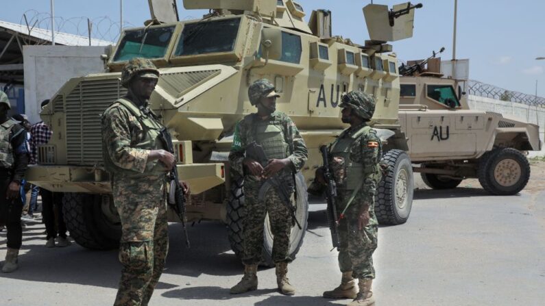 Des soldats de l'Union africaine (UA) le 15 mai 2022. (Photo STRINGER/AFP via Getty Images)