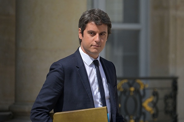 Le ministre délégué aux Comptes publics Gabriel Attal, au Palais présidentiel de l'Elysée le 30 mai 2023.  (ALAIN JOCARD/AFP via Getty Images)