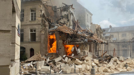 Un deuxième mort dans l’effondrement de l’immeuble à Paris le 21 juin