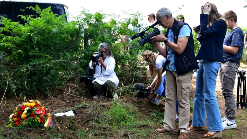 Le site présumé où 47 soldats allemands et une femme française accusée de collaboration pourraient avoir été exécutés et ensevelis dans une fosse commune, à Meymac dans l'ouest de la France, le 27 juin 2023. (Photo PASCAL LACHENAUD/AFP via Getty Images)