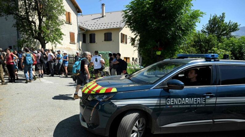 Émile a été vu pour la dernière fois jouant dans le jardin de la maison de ses grands-parents le 8 juillet 2023. Il reste à ce jour introuvable. (Photo by NICOLAS TUCAT/AFP via Getty Images)