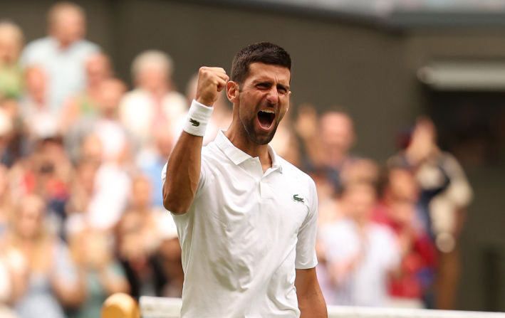 « Je ne veux pas paraître arrogant, mais vus mes résultats ici, mes quatre titres d'affilée, bien sûr que je me considère comme le favori », a exprimé Novak Djokovic en conférence de presse. (Photo Julian Finney/Getty Images)