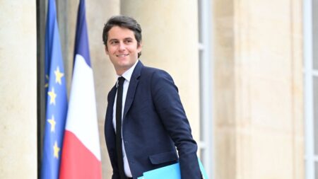 Cinq écoles dégradées à l’occasion des émeutes ne pourront rouvrir, a annoncé le ministre de l’Éducation Gabriel Attal