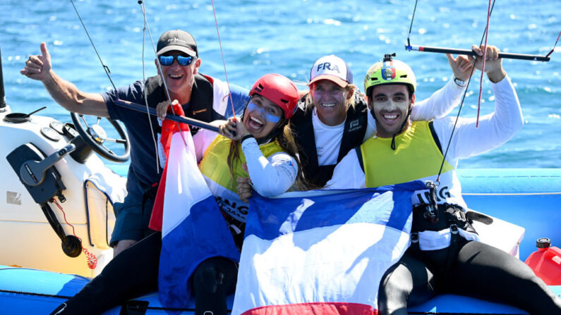 Lauriane Nolot et Axel Mazella, ont décroché l'or vendredi lors du test-event en kite-foil à Marseille. (Photo by Clive Mason/Getty Images)