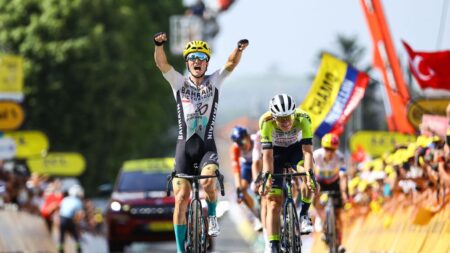 Coup de chaud sur le Tour de France: Bilbao libère l’Espagne, au nom de Gino