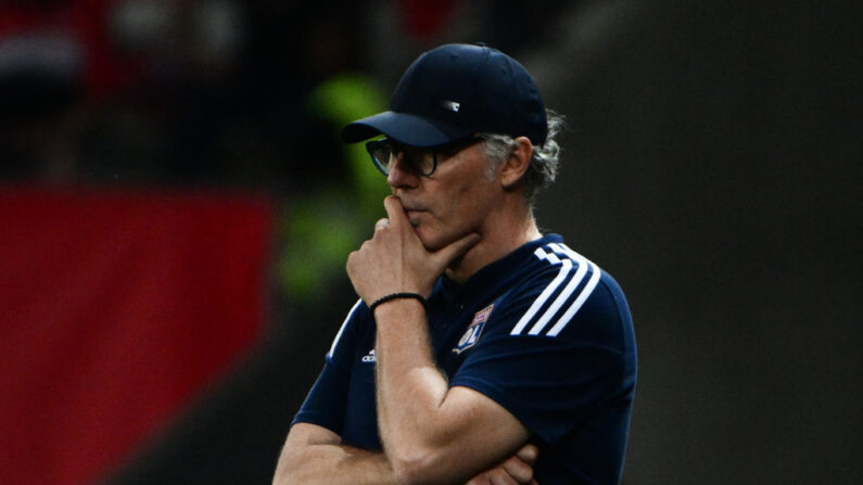 Laurent Blanc entraîneur l'Olympique Lyonnais (OL) au bord de la crise après un début de saison catastrophique. (Photo : CHRISTOPHE SIMON/AFP via Getty Images)