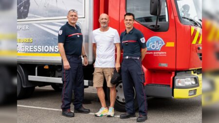 L’ancien gardien des Bleus Fabien Barthez aux côtés des pompiers de Haute-Garonne