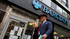 Barclays envisage de déplacer son siège européen de Dublin à Paris