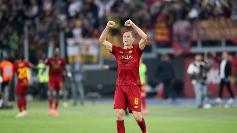 Le Stade Rennais a annoncé l'arrivée du milieu international serbe de l'AS Rome Nemanja Matic. (Photo :  Paolo Bruno/Getty Images)