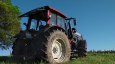 Indre: en voulant extraire un arbre de la rivière, il tombe à l’eau et meurt piégé dans son tracteur