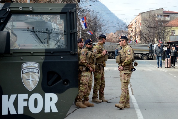 Un bataillon, soit environ 500 à 650 hommes, avait été mis à disposition de la Kfor, a indiqué le ministère britannique de la Défense. (Photo STRINGER/AFP via Getty Images)