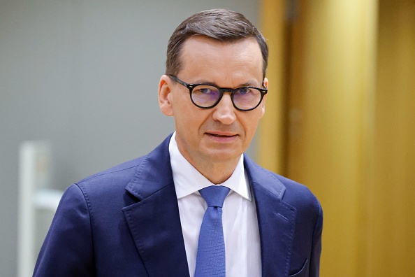 « Nous ne transférons plus aucun armement à l'Ukraine », a déclaré le Premier ministre polonais Mateusz Morawiecki. (Photo LUDOVIC MARIN/AFP via Getty Images)