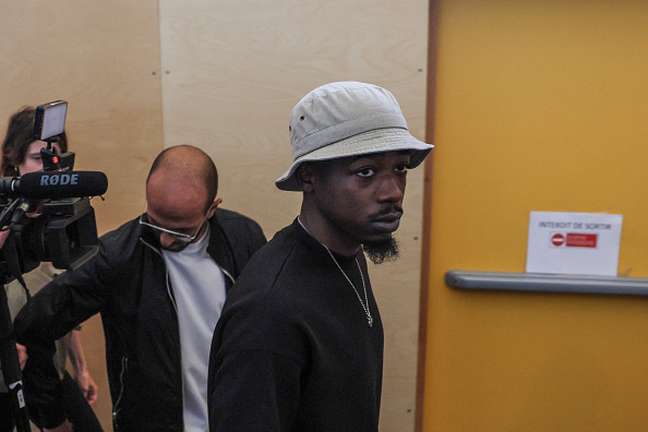 Le rappeur Mohamed Sylla, alias MHD au palais de justice de Paris, le 4 septembre 2023. (Photo ALAIN JOCARD/AFP via Getty Images)