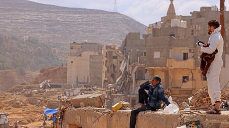 Libye: à Derna, des rescapés sous le choc racontent la catastrophe