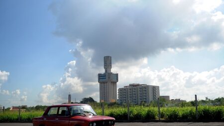 Ukraine: arrestation à Cuba de 17 personnes suspectées de recruter pour la Russie