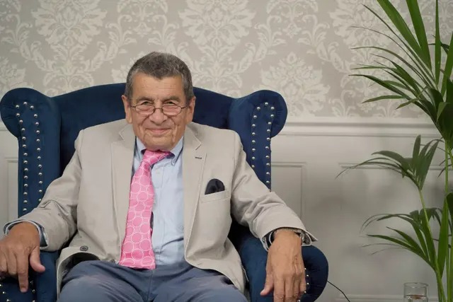 Sir Geoffrey Nice, avocat britannique spécialiste des droits de l'homme, s'exprime dans le cadre du programme "British Thought Leaders" du NTD. (NTD)