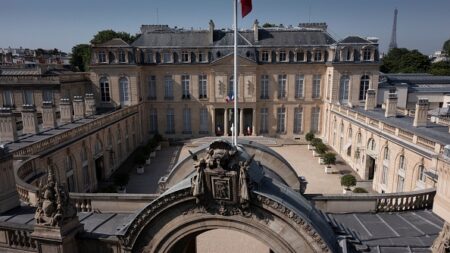 Dépenses de l’Élysée: un trou de plus de 12 millions d’euros dans le budget, un «dérapage inédit»