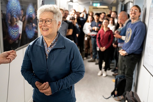 La physicienne franco-suédoise Anne L'Huillier a remporté le prix Nobel de physique 2023, en Suède, le 3 octobre 2023. (Photo by OLA TORKELSSON/TT News Agency/AFP via Getty Images)