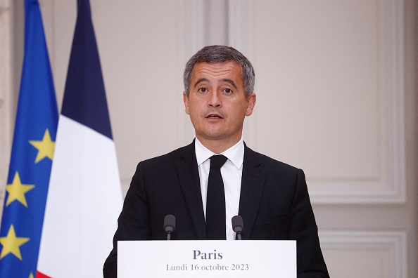 Le ministre de l'Intérieur, Gérald Darmanin, tient une conférence de presse à l'issue d'un conseil de sécurité à l'Élysée, le 16 octobre 2023. (Photo YOAN VALAT/POOL/AFP via Getty Images)