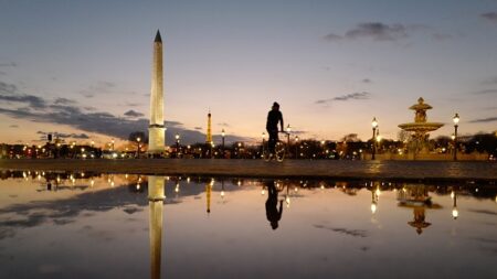 Changement d’heure: la Sécurité routière rappelle l’importance de se rendre visible la nuit