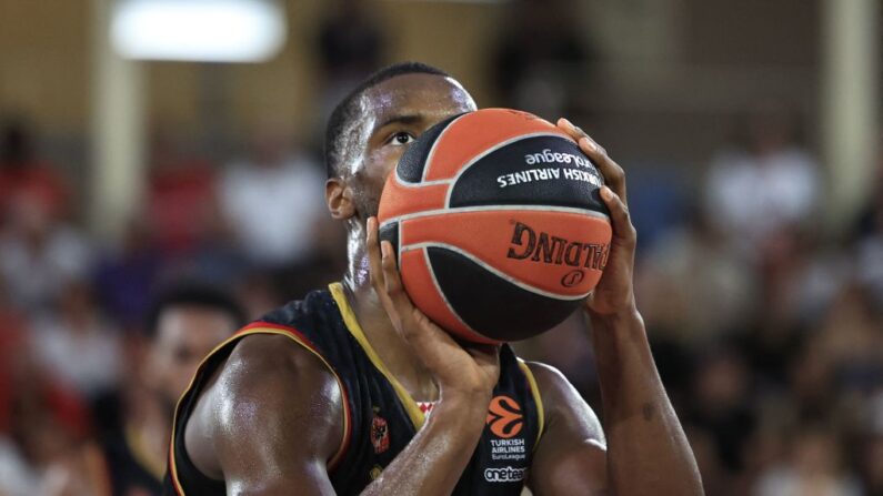 Monaco, a battu l'Asvel (80-70), grâce notamment à Alpha Diallo (21 points) vendredi lors du choc francophone de la 7e journée de l'Euroligue. (Photo : VALERY HACHE/AFP via Getty Images)