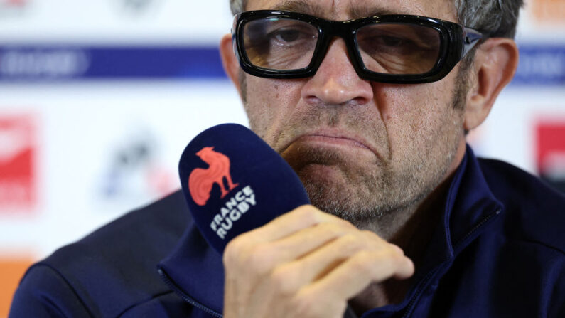 Il fallait respecter "le temps du deuil" après l'élimination en quarts de finale du Mondial-2023, a assuré le sélectionneur des Bleus Fabien Galthié, mercredi. (Photo : FRANCK FIFE/AFP via Getty Images)