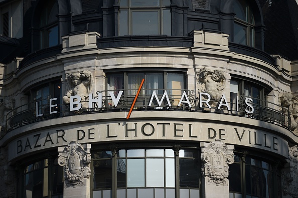 Le groupe Galeries Lafayette annonce « avoir finalisé la cession du BHV Marais au groupe SGM ». (Photo MARTIN BUREAU/AFP via Getty Images)