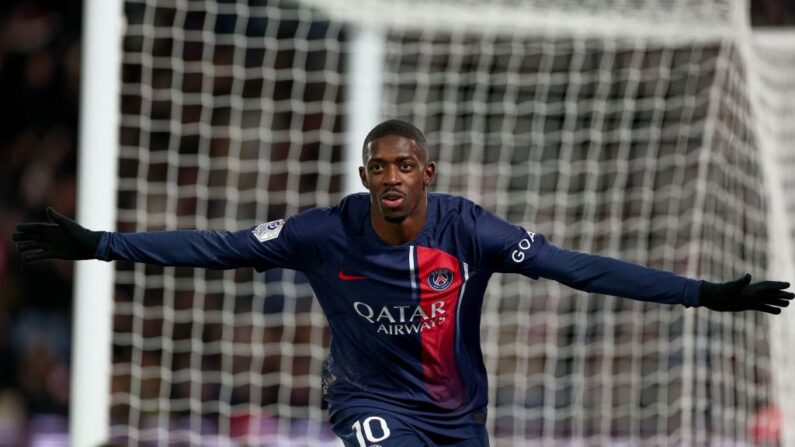 Ousmane Dembélé en grande forme marque avec le PSG vendredi contre l'AS Monaco (5-2). L'attaquant français s'est offert un superbe but après avoir été décisif sur les deux premiers. (Photo : FRANCK FIFE/AFP via Getty Images)