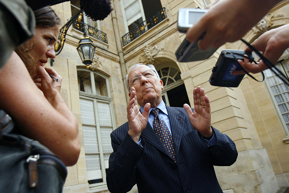 L'ancien président de la Commission européenne, père de l'euro et figure de la gauche française, Jacques Delors, est décédé mercredi à 98 ans. (Photo FRED DUFOUR/AFP via Getty Images)