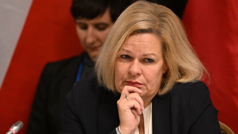 La ministre allemande des Sports Nancy Faeser, le 27 novembre 2023. (Photo ATTILA KISBENEDEK/AFP via Getty Images)