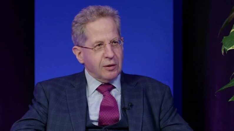 Dr Hans-Georg Maassen : "Je m'engagerais pour que ces médias publics soient dissous". Photo : capture d'écran/Epoch Times