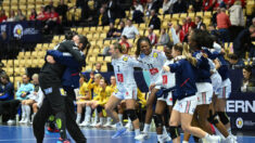 Mondial de hand: les Bleues en finale après un récital