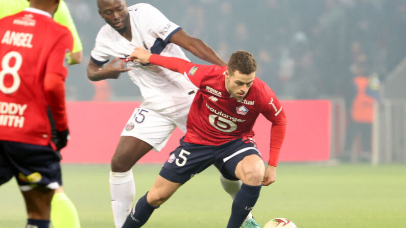 Le PSG champion d'automne, a été freiné (1-1) en toute fin de match dimanche soir par Lille et Jonathan David. (Photo : DENIS CHARLET/AFP via Getty Images)