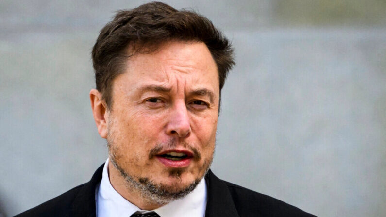 « Si nous avions accepté la censure secrète (illégale) d'Alexandre de Moraes et les demandes de transfert d'informations privées, nous n'aurions pu expliquer nos actions sans avoir honte », a affirmé Elon. Musk.(Mandel Ngan/AFP via Getty Images)