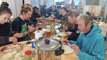 Un Breton aide ses amis de la rue depuis 25 ans: « Leur rencontre colore notre vie, nous fait grandir »