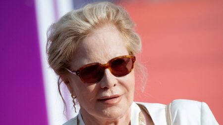 Sylvie Vartan annonce sa tournée d’adieu: « Je ne veux pas faire le spectacle de trop »