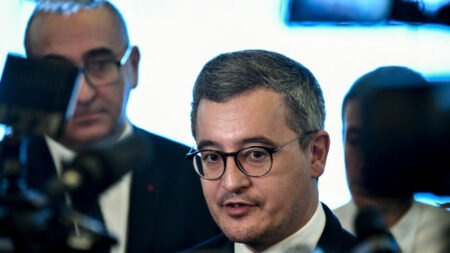 380 interpellations, 745 véhicules brûlés : « Une nuit calme » selon Gérald Darmanin