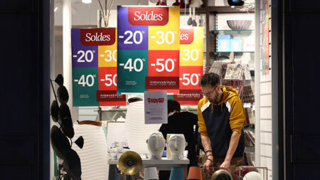 Soldes d’hiver en plein grand froid: les petits commerçants désabusés