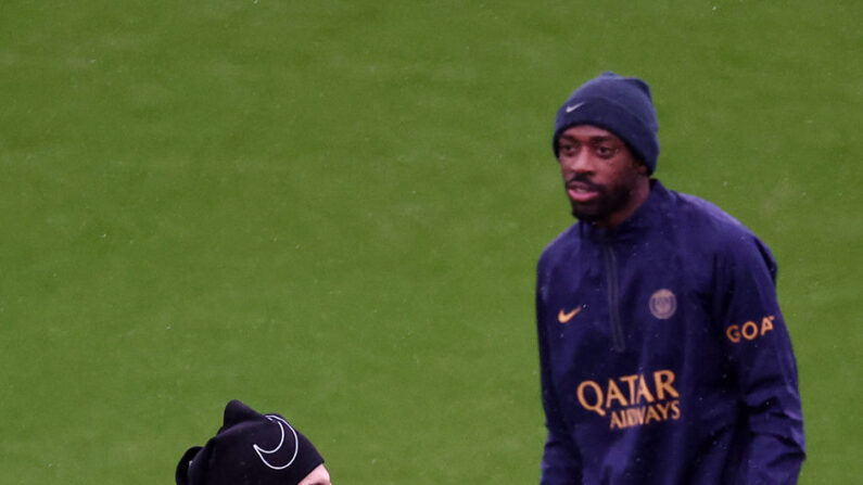 Ousmane Dembélé, était présent mardi à l'entrainement à la veille du trophée des champions contre Toulouse (20h45). (Photo : FRANCK FIFE/AFP via Getty Images)