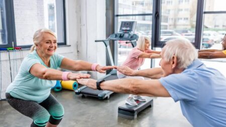 Exercices à faire chez soi pour prévenir l’ostéoporose