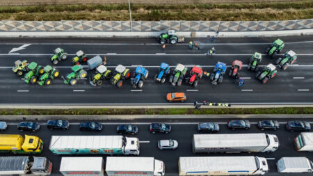 Les agriculteurs d’Europe de l’Est et du Sud protestent contre les politiques agricoles et climatiques de l’UE