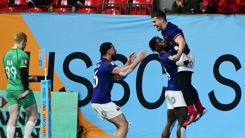 Antoine Dupont, est monté en puissance tout au long du week-end lors du tournoi de Vancouver, où les Bleus ont remporté une médaille de bronze, en battant les Etats-Unis 42 à 12.  (Photo : DON MACKINNON/AFP via Getty Images)