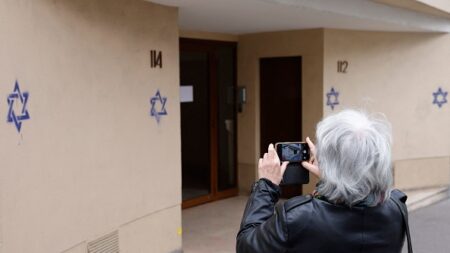 Espionnage, ingérence : le point sur les véritables menaces russes en France