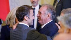 Emmanuel Macron a reçu François Bayrou à l’Élysée