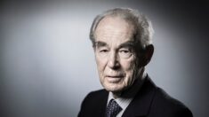 L’hommage national à Robert Badinter aura lieu mercredi place Vendôme