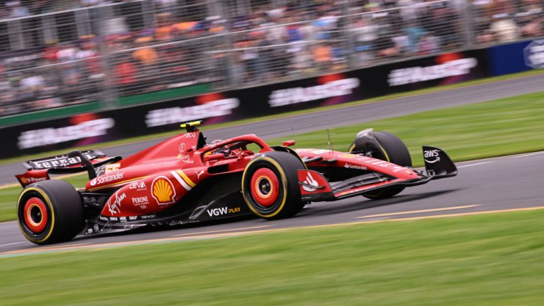 Le Monégasque Charles Leclerc a réalisé samedi le meilleur temps de la troisième et dernière séance d'essais avant les qualifications du Grand Prix d'Australie, prévues plus tard dans la journée sur le circuit d'Albert Park à Melbourne. (Photo : WILLIAM WEST/AFP via Getty Images)