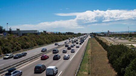 Accident sur l’A8: un employé d’autoroute tué, six blessés dont deux gendarmes