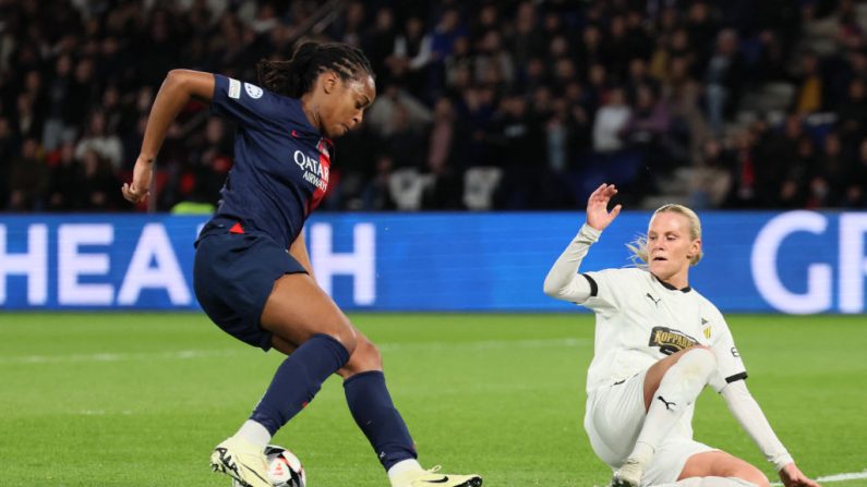 Marie-Antoinette Katoto auteure jeudi d'un but et d'une passe décisive contre le BK Häcken en quart de finale de Ligue des champions féminine (3-0). (Photo : ALAIN JOCARD/AFP via Getty Images)