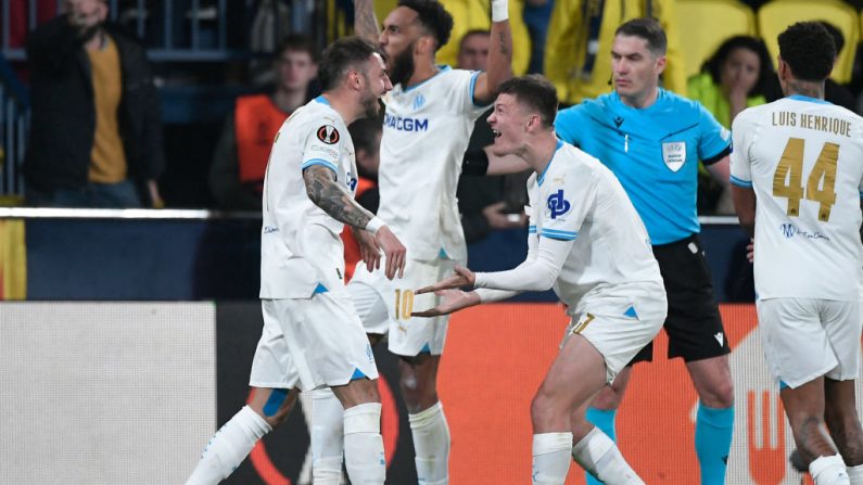 L'OM a vécu des émotions très fortes sur la pelouse de Villarreal, vainqueur 3-1 après le 4-0 du match aller, qui qualifie Marseille pour les quarts de finale de la Ligue Europa. (Photo : JOSE JORDAN/AFP via Getty Images)