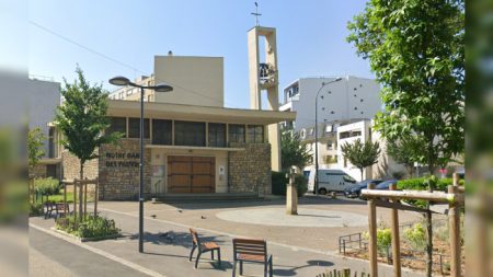 Hauts-de-Seine: un coffre-fort volé et des dégradations commises, dans une église à Issy-les-Moulineaux